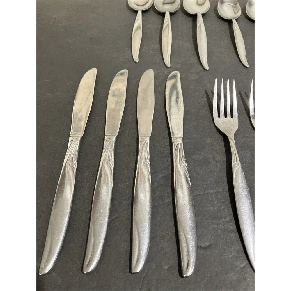 Vintage Flatware Utensils Seneca Stainless Present Hong Kong 22 Pc